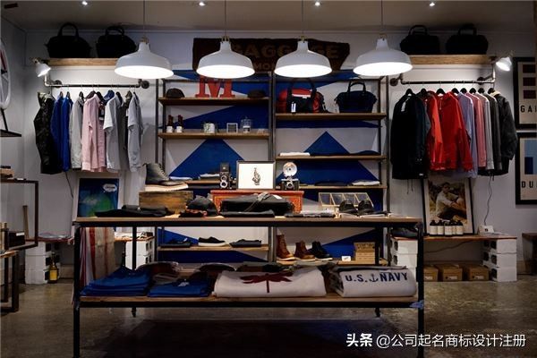 淘宝服装店起名字（给服装店取一个有创意的店名）